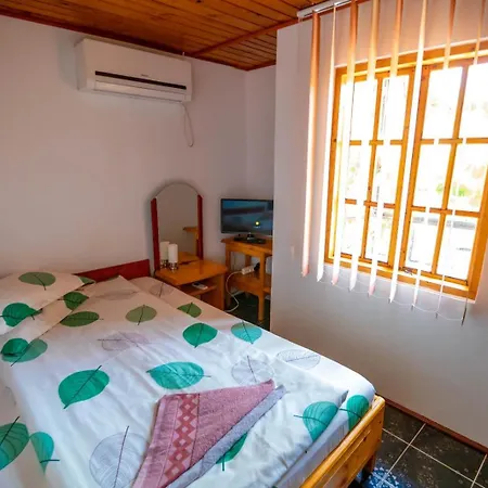 Konukevi Casa Simona Două Mai